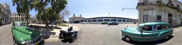 Old cars in Havana